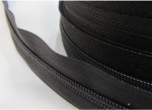 product image for Lenzip RainDefyer Water Resistant Continuous Chain Zip Black 100m